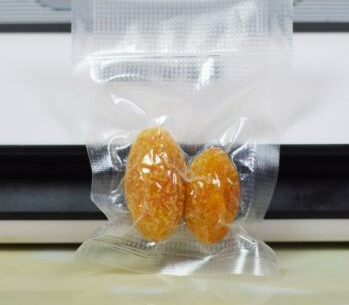 紋路真空袋和光面真空袋有什么區(qū)別？哪個貴？